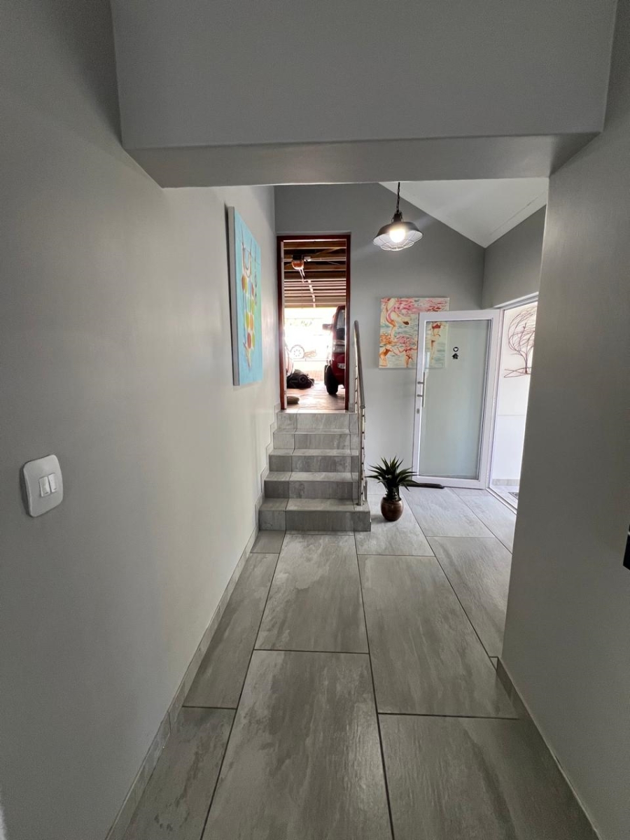 3 Bedroom Property for Sale in Kleinkoornhuis Western Cape